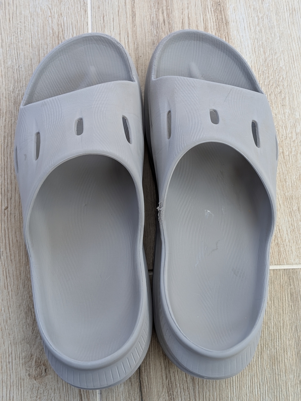 Hoka Men's Size 11 Gray Slide Sandals